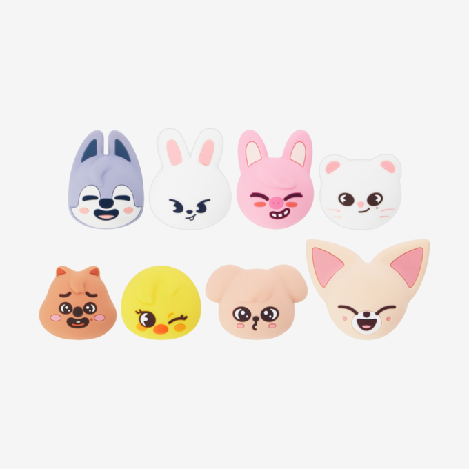 Stray Kids - SKZOO TAMAGOTCHI Y ESTUCHE