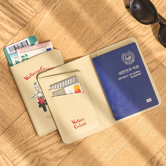 Wallace & Gromit - Travel Passport Case - Motorbike
