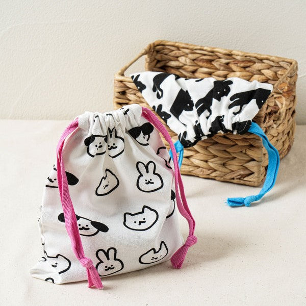 Daiso - Drawing Pattern Tightening Pouch