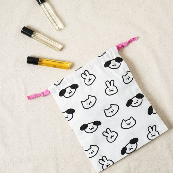 Daiso - Drawing Pattern Tightening Pouch