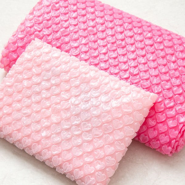 Daiso - Rollo de plástico de burbujas con forma de corazón