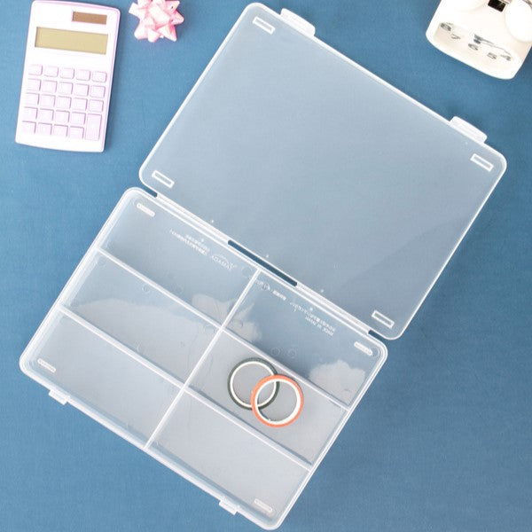 [Ready Stock] Daiso - 6-Compartment Clear Case