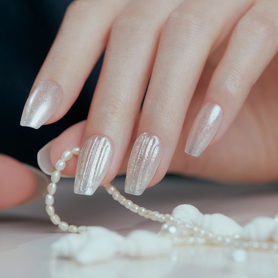 Dashing Diva - Magic Press On Nails