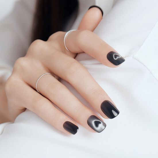 Dashing Diva - Magic Press On Nails
