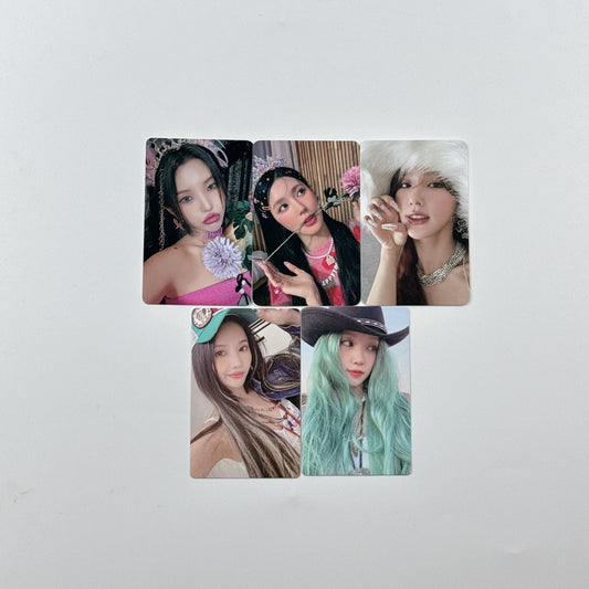 i-dle - Photocards