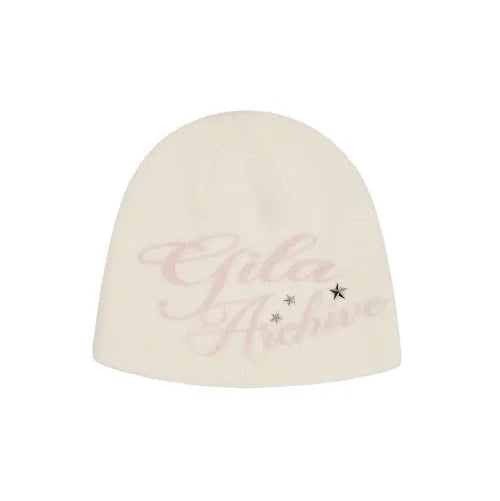 [Hearts2Hearts CARMEN] GILAARCHIVE LETTERING LOGO BEANIE_WH